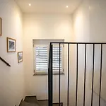 Verona By Homeflow Apartment